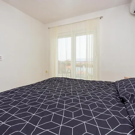 Apartment Tijana Novi Vinodolski